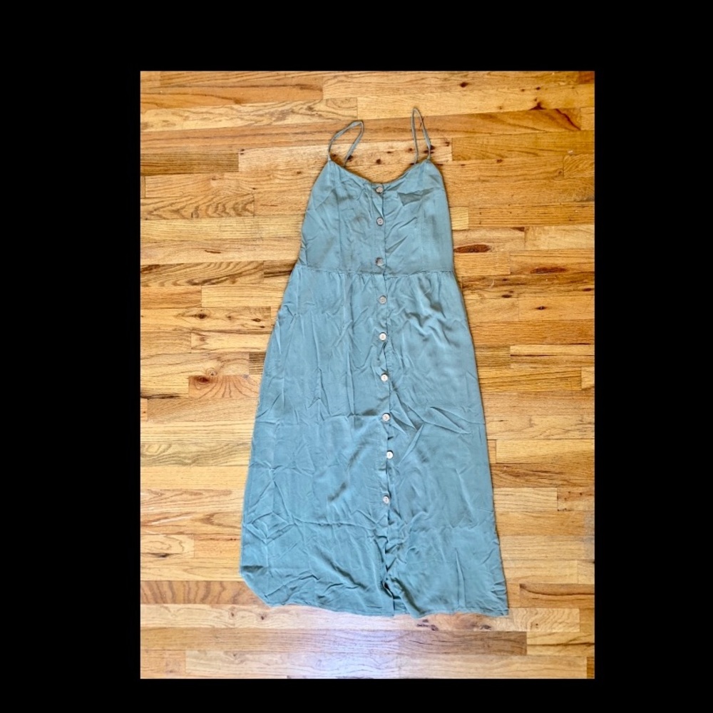 Midi Flowy Dress